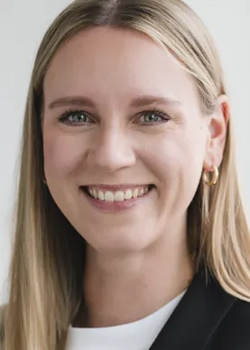 Anne Bielfeldt, Rechtsanwaltskanzlei BÖRGERS, Fachanwälte für Baurecht, Architektenrecht, Immobilienrecht, Vergaberecht, Grundstücksrecht und Mietrecht - Berlin, Hamburg, Stuttgart, Nürnberg