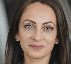 Giannoula-Sourjit Singh, Rechtsanwaltskanzlei BÖRGERS, Fachanwälte für Baurecht, Architektenrecht, Immobilienrecht, Vergaberecht, Grundstücksrecht und Mietrecht - Berlin, Hamburg, Stuttgart, Nürnberg